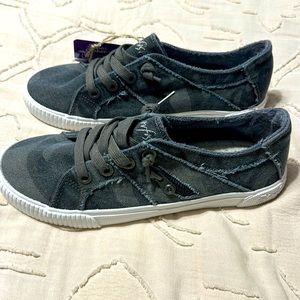 Blowfish Malibu Grey Camp sneaker